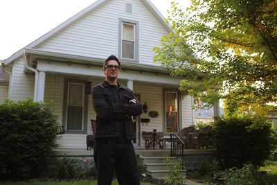 Zak Bagans outside HH Holmes house in Indiana