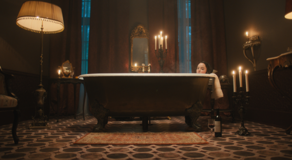 Bathtub scene The Sonata