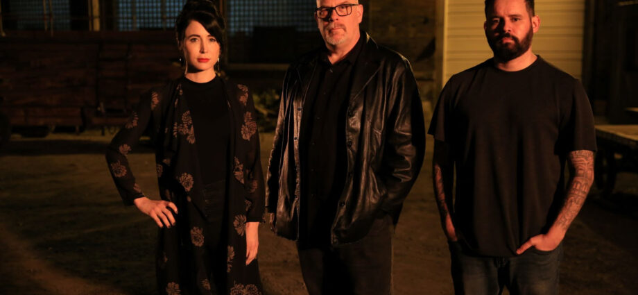 The Holzer Files season 2 cast Cindy Kaza, Dave Dave Schrader and Shane Pittman