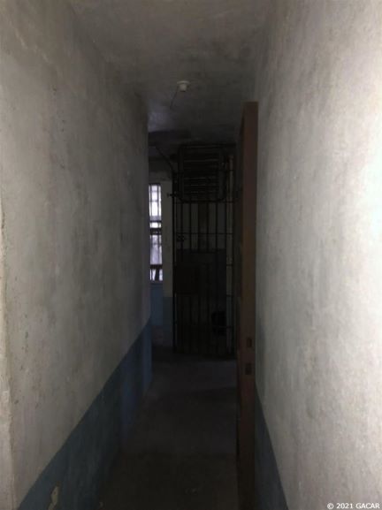 Old Gilchrist Jail hallway