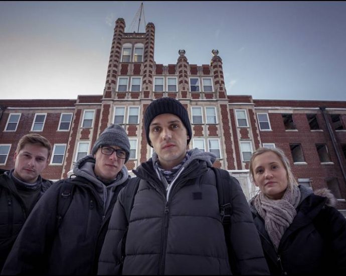 Destination Fear season 3 cast Alex Schroeder, Tanner Wiseman, Dakota Laden, and Chelsea Laden