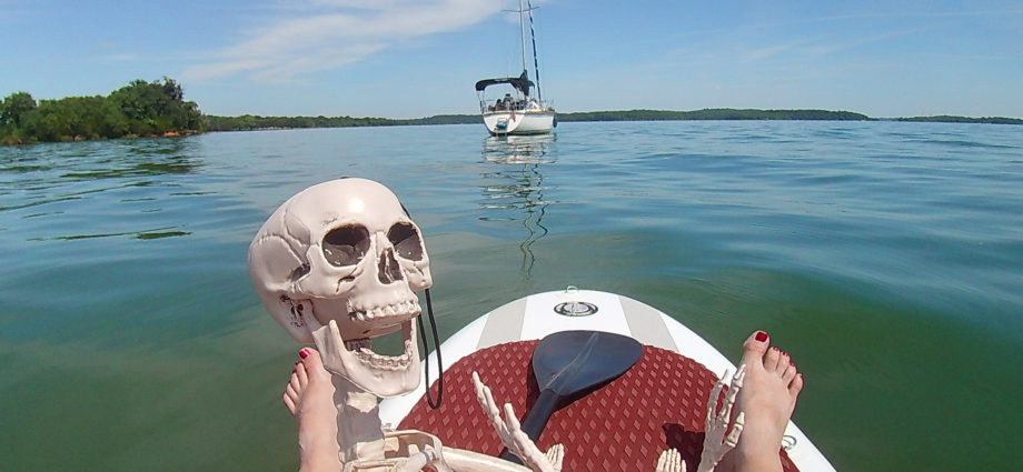 Smalls Skeleton on SUP in Percy Priest Lake