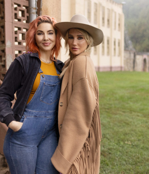 Kesha and Whitney Cummings.