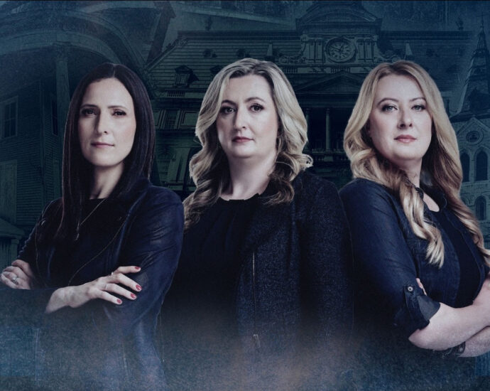 Corine Carey, Leanne Sallenback and Kelly Ireland, the ladies of History's Most Haunted key art.