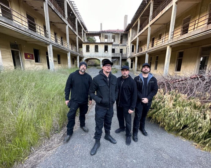 Ghost Adventures crew Devil Island