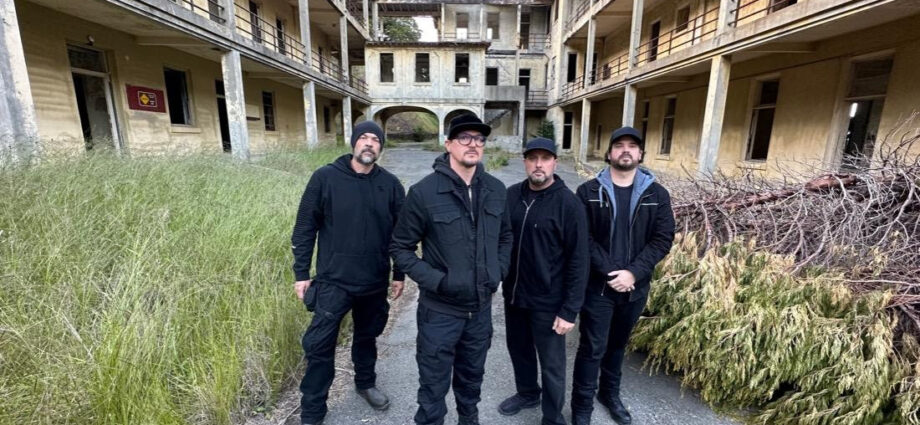 Ghost Adventures crew Devil Island