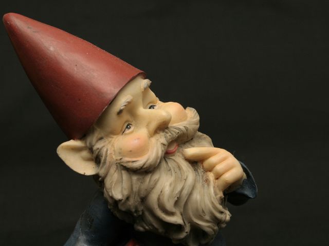 Gnome contemplating Gnomevember