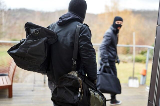 Crime burglar tourism travel