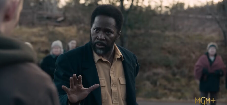 Screenshot of Harold Perrineau in FROM season 3 trailer
